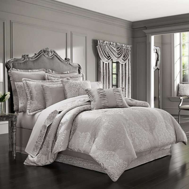 Best 8 Silver Comforter Sets in Queen Size For Your Guest Room