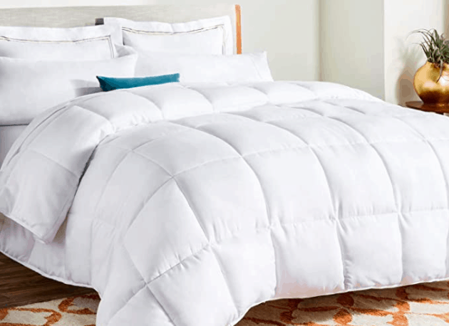 What Is Better for a Dorm Duvet or Comforter?