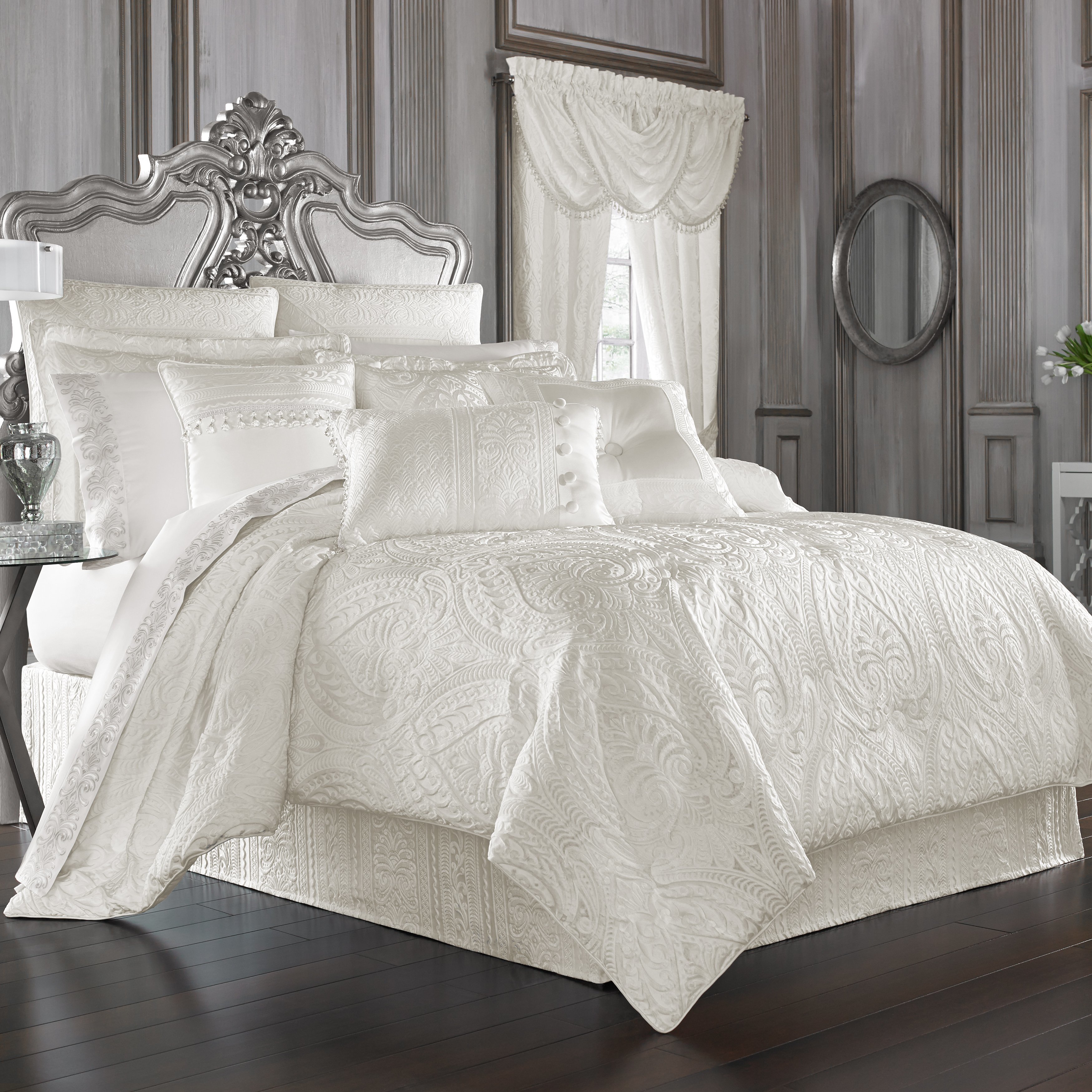 The Best 10 Ways to Keep Your White Comforter Sets White